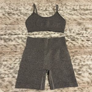 Gray workout set